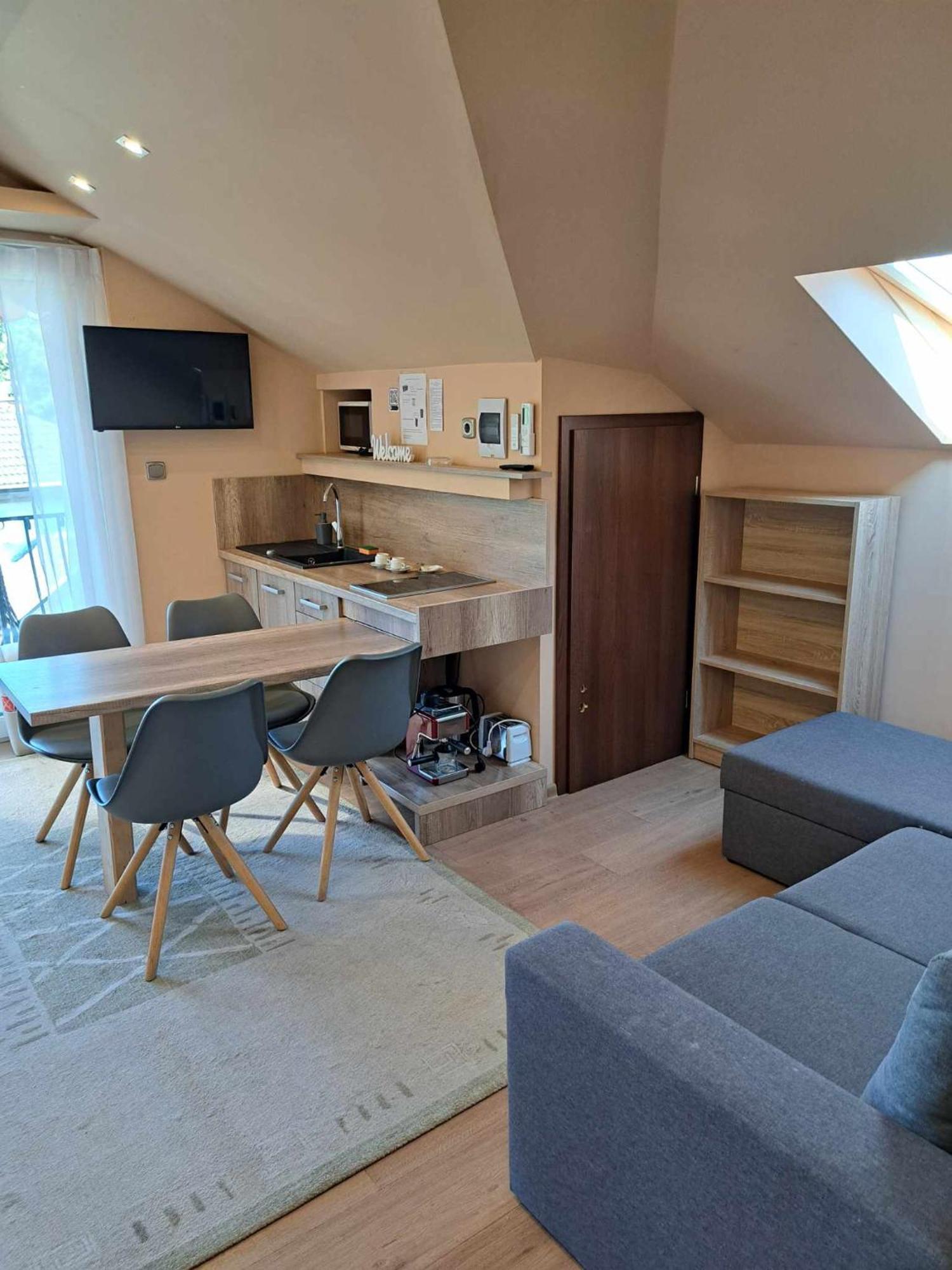 Happy Sun Medences Apartman Siofok Exterior photo